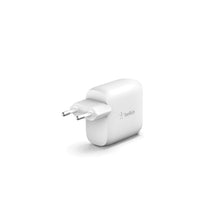 Carica l'immagine nel visualizzatore di Gallery, Belkin Doppio caricabatteria da parete USB-A da 24 W Boost Charge (per iPhone 14, 14 Plus, 14 Pro, 14 Pro Max, iPhone 13