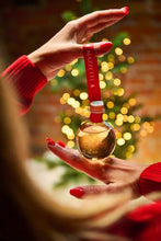 Carica l'immagine nel visualizzatore di Gallery, Mazzetti D' Altavilla Pallina Alcolica" - "Merry grappa" - 100 ml