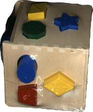 Carica l'immagine nel visualizzatore di Gallery, Melissa &amp; Doug Cubo Incastri con Forme Geometriche, legno, Giochi bambini 2 anni Montessori, Regalo Giocattoli 3 - 4 anni