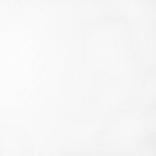 Carica l'immagine nel visualizzatore di Gallery, Amazon Basics, Telo protettivo per piante, 3 x 9,1 m, bianco, confezione da 1