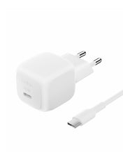Carica l'immagine nel visualizzatore di Gallery, Belkin Caricatore da parete compatto da 45 W con cavo da USB-C a USB-C, ricarica rapida per Apple iPhone 16, 15, 14, Plu