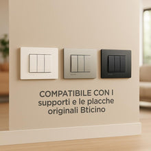 Carica l'immagine nel visualizzatore di Gallery, Presa Schuko 2P+T 16A Colore Nero Compatibile Con Bticino Living International/LIGHT