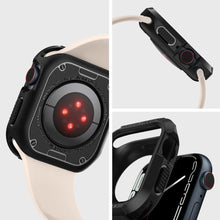 Carica l'immagine nel visualizzatore di Gallery, Spigen Cover Rugged Armor per Apple Watch Series 45/44mm