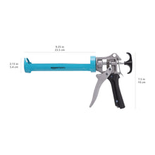 Carica l'immagine nel visualizzatore di Gallery, Amazon Basics Pistola sigillante per calafataggio, 310 ml, rapporto di spinta 12:1, manico in alluminio con grilletto di