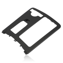 Carica l'immagine nel visualizzatore di Gallery, Accessorio Portabicchieri per Console Centrale W204 – Copertura di Rifinitura per Alloggiamento Console 2046800107 per W