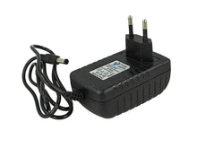 Carica l'immagine nel visualizzatore di Gallery, Alimentatore Con Spina EU, Trasformatore da AC 220V a DC 12V (24W 2A)