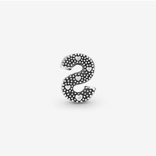 Carica l'immagine nel visualizzatore di Gallery, PANDORA Charm Lettera in argento sterling