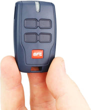 Carica l'immagine nel visualizzatore di Gallery, Telecomando per portone BFT MITTO B RCB4