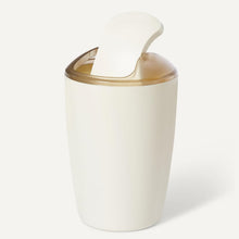 Carica l'immagine nel visualizzatore di Gallery, Amazon Basics, Set di Accessori da Bagno con Portaspazzolino, Dispenser di Sapone, Portasapone, Bicchiere per Spazzolino, Pattumiera, Scopino e Supporto, Avorio