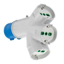 Carica l'immagine nel visualizzatore di Gallery, FANTON 73095 Adattatore industriale TRIPLEX da spina 2P+T CEE a 3 prese bipasso schuko 2P+T