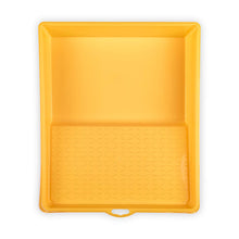 Carica l'immagine nel visualizzatore di Gallery, Hardy Working Tools Vaschetta per vernici 32 cm x 38 cm in plastica. Contenitore ampio per rulli grandi, perfetto per la