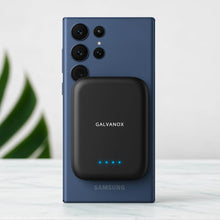 Carica l'immagine nel visualizzatore di Gallery, GALVANOX Power Bank magnetico per telefoni Samsung (15 W) batteria di ricarica wireless per Android, Galaxy S24 S25 S26 