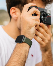 Carica l'immagine nel visualizzatore di Gallery, 2PCS Cinturini Nylon per Cinturino Apple Watch 44m 46mm 45mm 49mm
