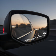Carica l'immagine nel visualizzatore di Gallery, 4R Quattroerre.it Adesivi Passenger Princess &amp; Driver Queen, Set 4 Stickers Decorativi, Ideale per Specchietti Retroviso