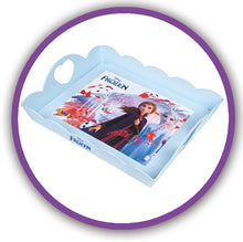 Carica l'immagine nel visualizzatore di Gallery, Smoby - Frozen - Vassoio da tè XL - 17 accessori - Bicchieri, piatti, teiera inglese, zuccheriera e altri - Dai 3 anni -