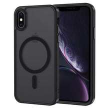 Carica l'immagine nel visualizzatore di Gallery, XTCASE Cover Magnetica per iPhone X / XS Traslucida Opaca, Nero