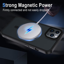 Carica l'immagine nel visualizzatore di Gallery, XTCASE Cover Magnetica per iPhone 11 Pro Traslucida Opaca, Nero