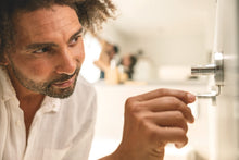 Carica l'immagine nel visualizzatore di Gallery, GROHE Start QuickFix, Gancio per accappatoio (metallo, fissaggio nascosto, viti e tasselli inclusi, montaggio facile Qui