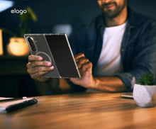 Carica l'immagine nel visualizzatore di Gallery, elago Cover Trasparente Magnetica per Samsung Galaxy Z Fold 7