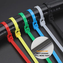 Carica l'immagine nel visualizzatore di Gallery, 100 Pezzi Fascette Plastica Riutilizzabili 200 x 4.8 mm, Fascette Colorate, Fascette Elettricista Autobloccanti Resisten