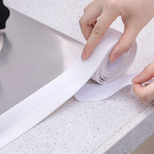 Carica l'immagine nel visualizzatore di Gallery, Romon Nastro Sigillante Impermeabile, Nastro Bordo Autoadesivo in PVC per Piastrelle da Cucina,Bordo Vasca da Bagno (Bia