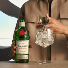 Carica l'immagine nel visualizzatore di Gallery, Tanqueray London Dry Gin - 700 ml