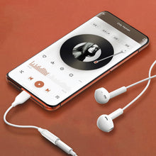 Carica l'immagine nel visualizzatore di Gallery, Adattatore USB C a Jack 3.5 mm per Cuffie, Adattatore Audio Aux USB Tipo C a Jack per Cuffie, Compatibile con iPhone 17/