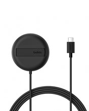 Carica l'immagine nel visualizzatore di Gallery, Belkin BoostCharge Pro Caricatore Wireless Magnetico 15W, Base con Supporto