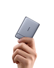 Carica l'immagine nel visualizzatore di Gallery, Baseus Mini Magsafe Powebank 5000mAh 20W con Supporto Pieghevole, Qi2-Certificato Magnetico Power Bank Magnetic Ricarica