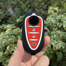 Carica l'immagine nel visualizzatore di Gallery, Cover Chiave compatibile per Alfa Romeo Giulietta Mito – Custodia Telecomando 3 Tasti in Silicone Rosso e Bianco – Gusci