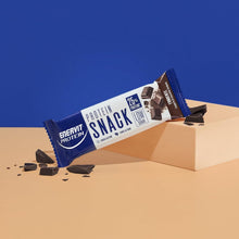Carica l'immagine nel visualizzatore di Gallery, Enervit Protein Snack Fondente Barretta Proteica Low Sugar 27g Astuccio 8-25% Proteine, Ricco Fibre, Senza Glutine