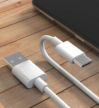 Carica l'immagine nel visualizzatore di Gallery, Cavo di ricarica Auto CarPlay, da USB C a USB per iPhone 17, 17Air, 17e, 16, 16 Pro Max, 16 Plus, 16e, iPhone 15, 15 Pro
