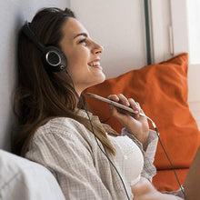 Carica l'immagine nel visualizzatore di Gallery, 【Apple MFi Certificato】 Adattatore Cuffie iPhone Lightning a 3,5 mm,Adattatore Jack per Cuffie AUX Audio Auricolari Comp