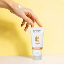 Carica l'immagine nel visualizzatore di Gallery, Crema alla Calendula 88% - 100ml - Indicata per Ustioni, Scottature, Irritazioni, Prurito e per Dermatiti - Perfetta per