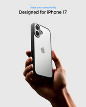 Carica l'immagine nel visualizzatore di Gallery, Spigen Cover Ultra Hybrid per iPhone 17