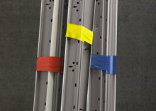 Carica l'immagine nel visualizzatore di Gallery, 3M Nastro in vinile multiuso 764I arancione, 50 mm x 33 m