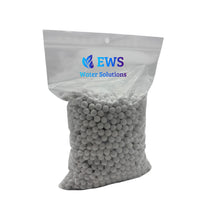 Carica l'immagine nel visualizzatore di Gallery, EWS® 500 g Sfere Alcaline per Neutralizzatore di Condensa Acida per Caldaie a Condensazione, Regola il Ph, Protegge le T