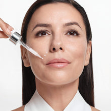 Carica l'immagine nel visualizzatore di Gallery, L'Oréal Paris Siero Notte Revitalift Laser X3, Azione Antirughe Anti-Età con Retinolo Puro, Pelle levigata e idratata, 3