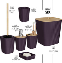 Carica l'immagine nel visualizzatore di Gallery, Clara Clark Set di accessori da bagno viola, set di 6 accessori da bagno, set da bagno con scopino, bidone della spazzatura e dispenser di sapone