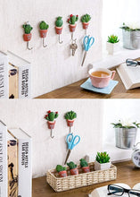 Carica l'immagine nel visualizzatore di Gallery, Grazioso Gancio con Motivo di Vaso per Piante, da Parete, Autoadesivo e Appendiabiti a Vite, Decoro per Camera da Letto,