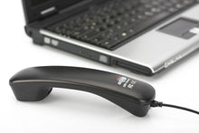 Carica l'immagine nel visualizzatore di Gallery, DIGITUS Microfono USB per comunicazioni VoIP – Adattatore USB con cavo a spirale – Plug and Play – Nero