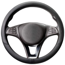 Carica l'immagine nel visualizzatore di Gallery, COFIT Coprivolante Auto in Pelle Microfibra Traspirante e Antiscivolo Copri Volante con Marcatura Centrale Copristerzo R