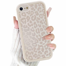 Carica l'immagine nel visualizzatore di Gallery, Kueqeay 2 Pezzi Cover per iPhone 7/8/iPhone SE 2022/2020 4,7", Custodia Opaca con Aesthetic Motivo Moda Disegno Morbida 