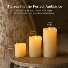 Carica l'immagine nel visualizzatore di Gallery, Festive Lights Confezione da 3 Candele a pilastro Color Crema, a Batteria, Fiamma tremolante in Vera Cera, 3 x LED Bianc