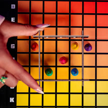 Carica l'immagine nel visualizzatore di Gallery, Gamespod Hues And Cues