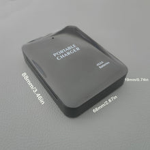 Carica l'immagine nel visualizzatore di Gallery, Caricabatteria per telefono di emergenza alimentato a batteria USB, portatile, 4 batterie AA, presa (nero)
