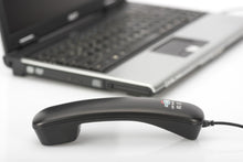 Carica l'immagine nel visualizzatore di Gallery, DIGITUS Microfono USB per comunicazioni VoIP – Adattatore USB con cavo a spirale – Plug and Play – Nero