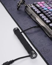 Carica l'immagine nel visualizzatore di Gallery, GravaStar Cavo USB a spirale per aviatore (nero)