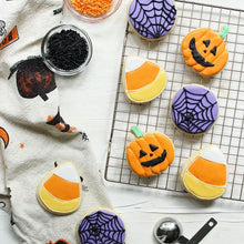 Carica l'immagine nel visualizzatore di Gallery, Formine Biscotti Halloween, Set 9 Pezzi Stampi in Acciaio Inox – Zucca, Pipistrello, Fantasma, Strega, Gatto, Ragno, Sch