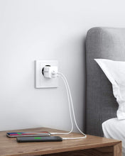 Carica l'immagine nel visualizzatore di Gallery, Anker PowerPort Mini Caricatore USB 2 Porte Compatto per Smartphone